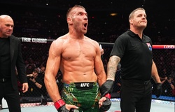 Ca phẫu thuật biến Dricus du Plessis thành quái vật ở UFC như thế nào?