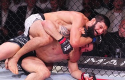 Huyền thoại UFC phân tích cách dùng vật khó chịu của Khamzat Chimaev