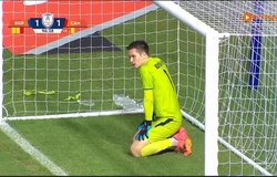 Chanathip khiến Nguyễn Filip nếm trái đắng phút bù giờ