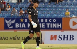 Thủ môn Bùi Tiến Dũng không thể cản bước sức mạnh của tân binh Ninh Bình