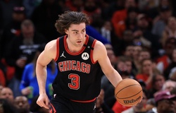 Chuyển nhượng NBA: Josh Giddey, PG trẻ từng ném game-winner giữa sân trước Lakers gia hạn hợp đồng