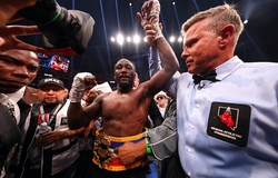 Terence Crawford vĩ đại hơn... Usyk sau khi hạ Canelo Alvarez