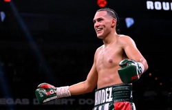 David Benavidez có thể về lại hạng cân cũ để đấu Terence Crawford
