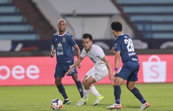 Nghịch lý của CLB Nam Định: “Khôn chợ, dại nhà”