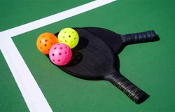 Pickleball và bóng bàn: Hai môn thể thao hấp dẫn có gì khác nhau?