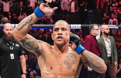 Alex Pereira phục thù thành công, hạ gục Magomed Ankalaev ngay hiệp 1 tại UFC 320