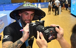 Tyson McGuffin: “Tôi chưa từng trải qua bầu không khí nào cuồng nhiệt đến thế”