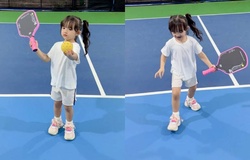 Con gái Đông Nhi mê pickleball, “gây sốt” với hình ảnh tay vợt nhí cực đáng yêu