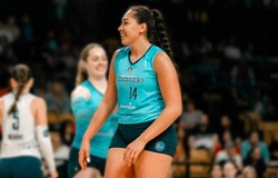 Bóng chuyền nữ Hà Nội đón ngoại binh Mỹ Adora Anae, sẵn sàng cho vòng chung kết hạng A