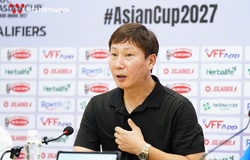 HLV Kim Sang Sik tiếc cho Tiến Linh sau thắng lợi vất vả trước Nepal
