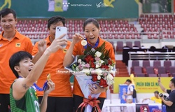 3 vai trò và dấu ấn tượng đài Ngọc Hoa trong cả 6 lần lên đỉnh bóng chuyền VĐQG của VTV BĐ Long An