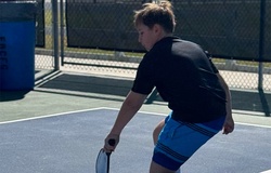 Thần đồng bóng chày mang tình yêu lớn dành cho pickleball