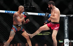 Chấn thương nghiêm trọng dẫn tới việc Alex Pereira mất đai vô địch