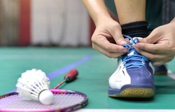 Chọn giày cầu lông chuyên nghiệp: Yếu tố quyết định thành bại trên sân đấu