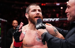 Lão tướng UFC phẫn nộ vì "sự cố chọc mắt": Đừng nói là tai nạn