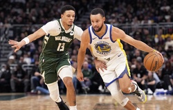 HLV Steve Kerr thừa nhận vấn đề nghiêm trọng của Warriors sau màn sẩy chân trước MIlwaukee Bucks