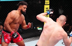 Waldo Cortes-Acosta ngược dòng từ cú chọc mắt, thách thức Tom Aspinall