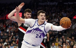 Tài năng trẻ Walker Kessler của Utah Jazz nghỉ hết mùa giải NBA 2025-26 vì lên bàn mổ