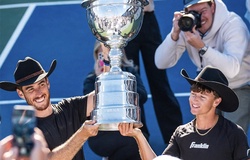 Staksrud và Patriquin đánh bại Johnson, Klinger để giành danh hiệu đầu tiên năm 2025