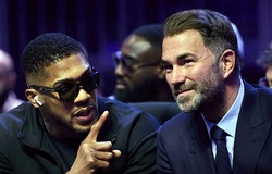 Anthony Joshua nhận "mưa gạch đá" vì đồng ý so găng với Jake Paul