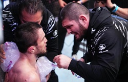 Khabib tiết lộ định hướng tiếp theo của Umar Nurmagomedov