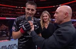 Baisangur Susurkaev tiếp tục tỏa sáng, một đấm hạ đối thủ ở UFC 322