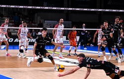 Milano toát mồ hôi tại giải bóng chuyền VĐQG Ý