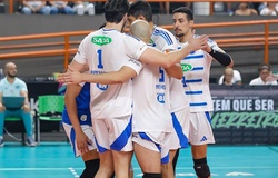 Sada Cruzeiro đã giành lại ngôi đầu tại Superliga Nam Mỹ