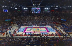 Novara lập kỷ lục khán giả, đánh bại Milano trong đêm bóng chuyền kịch tính