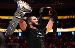 Islam Makhachev đáp trả Ilia Topuria và Michael Morales sau UFC 322