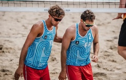 Rotar & Gauthier-Rat tạo cú sốc tại Giải bóng chuyền bãi biển nam FIVB
