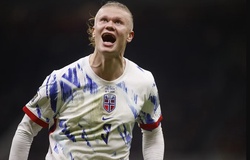 Haaland đạt đỉnh với kỷ lục ghi bàn bằng đầu trong năm 2025