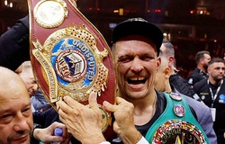 Tiết lộ lý do Usyk bỏ đai WBO và tước vị nhà vô địch tuyệt đối