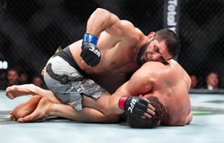 Cựu vô địch UFC chỉ trích các fan chê màn thể hiện của Islam Makhachev
