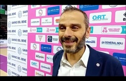 HLV Scandicci Gaspari nhắc nhở học trò: “Thắng 3 điểm thôi chưa đủ"