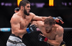 Islam Makhachev tăng cân sốc ở UFC 322 như thế nào?