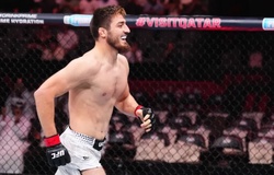 "Thợ săn" Abdul-Rakhman Yakhyev đè bẹp đối thủ ngày ra mắt UFC