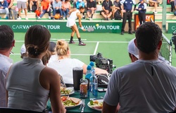 Cuộc đoàn tụ kỳ diệu sau 40 năm trên sân Pickleball