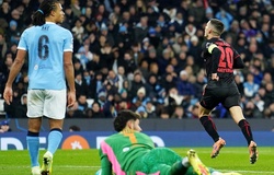 Thay đổi 10 vị trí ở Champions League, Man City vẫn thua trận thứ hai liên tiếp