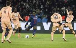 Quentin Ndjantou, viên ngọc mới nhất của PSG vừa ra mắt Champions League là ai?
