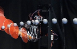 Cách robot chơi bóng bàn mở ra tương lai cho công nghệ cứu hộ thế hệ mới