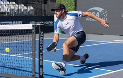 Người chơi pickleball lập kỷ lục Guinness chiến đấu kiên cường với bệnh hiếm