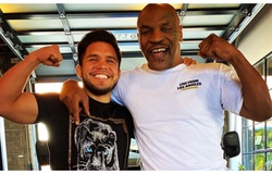 Mike Tyson khen ngợi Henry Cejudo khi “bắt chước hoàn hảo” cú đấm thương hiệu