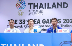 HLV Kim Sang-sik thận trọng về đối thủ trong trận mở màn của U22 Việt Nam