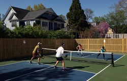 Thành phố đầu tiên trên thế giới ban hành lệnh cấm pickleball