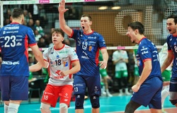 ZAKSA ngược dòng nghẹt thở để vượt qua Ślepsk sau 5 set căng thẳng