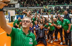 Panathinaikos bứt phá ngoạn mục trước Olympiacos ở trận derby “nảy lửa” Hy Lạp