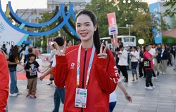 Lê Thanh Thuý: Vinh dự thiêng liêng khi cầm cờ Tổ quốc tại lễ khai mạc SEA Games 33
