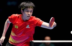 Nhà vô địch Wang Chuqin ngược dòng ngoạn mục ở trận mở màn đơn nam WTT Finals Hong Kong 2025