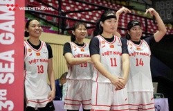 Tuyển nữ 3x3 Việt Nam: Ra về trong vòng tay người hâm mộ, sẵn sàng cho "trận chiến" 5x5